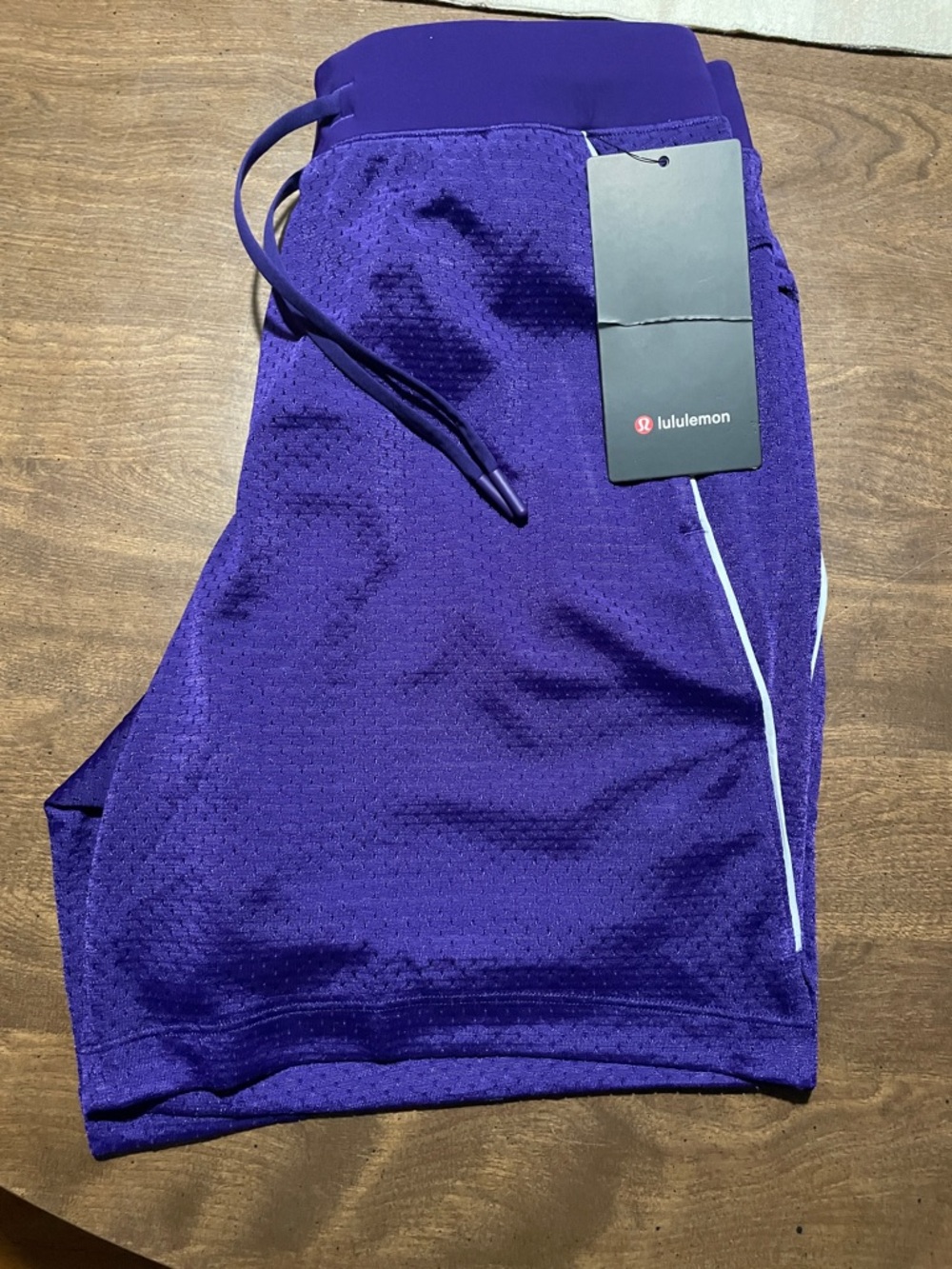 lululemon athletica Men’s Deep Purple Athletic Shorts with Reflective Trim